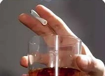酒精與生活習慣的情境照片